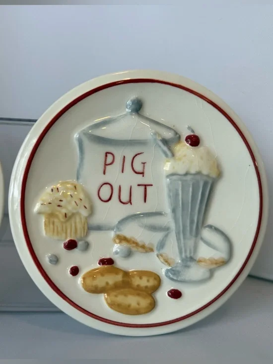 3 Pc MWW Market 4.5" Mini Plate Set Grill/ Pig/Go Out/Take Out -Farmhouse Picnic - Picture 4 of 16